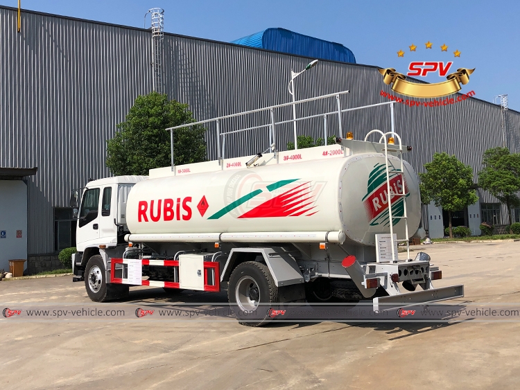 Left Back View of Fuel Tank Truck ISUZU